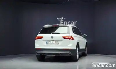 Volkswagen Tiguan 2020 2.0 автомат (гидро), миниатюра 4