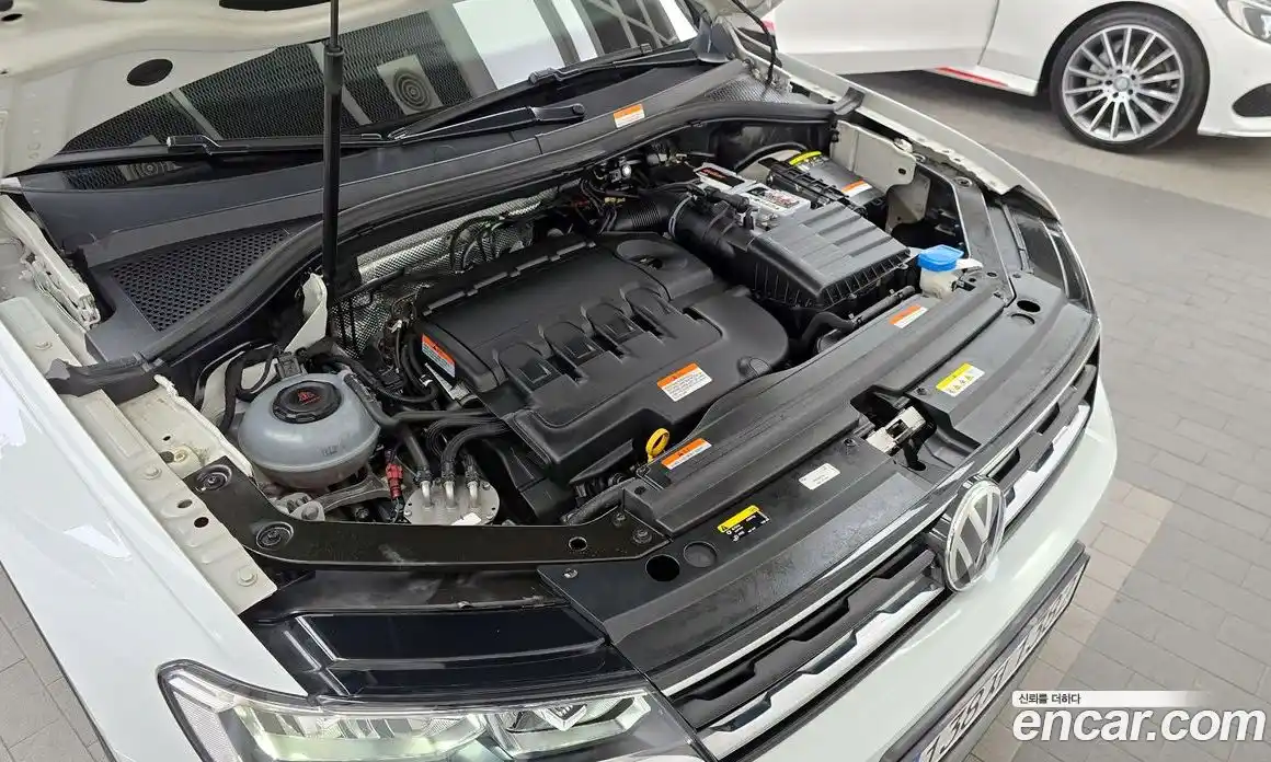 Volkswagen Tiguan 2020 2.0 автомат (гидро), фото 6