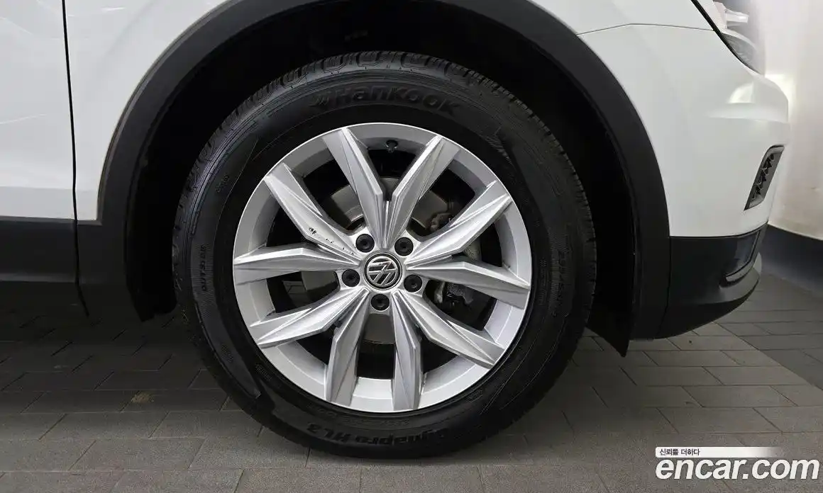 Volkswagen Tiguan 2020 2.0 автомат (гидро), фото 7
