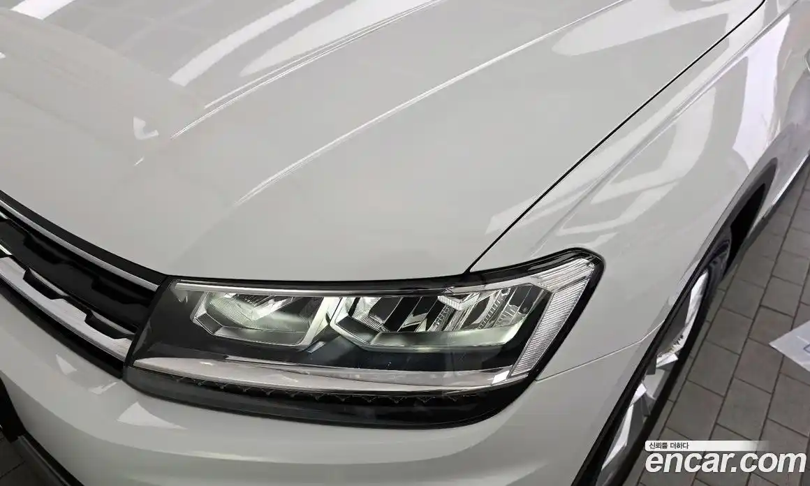 Volkswagen Tiguan 2020 2.0 автомат (гидро), фото 8