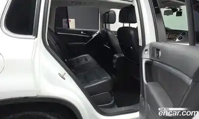 Volkswagen Tiguan 2015 2.0 автомат (гидро), миниатюра 12