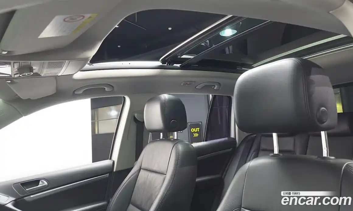Volkswagen Tiguan 2015 2.0 автомат (гидро), фото 18