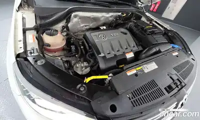 Volkswagen Tiguan 2015 2.0 автомат (гидро), миниатюра 6