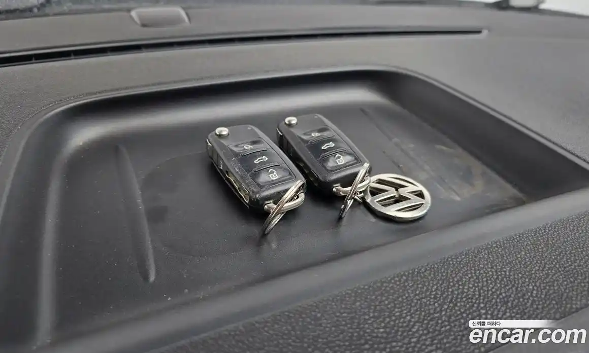 Volkswagen Tiguan 2015 2.0 автомат (гидро), фото 15