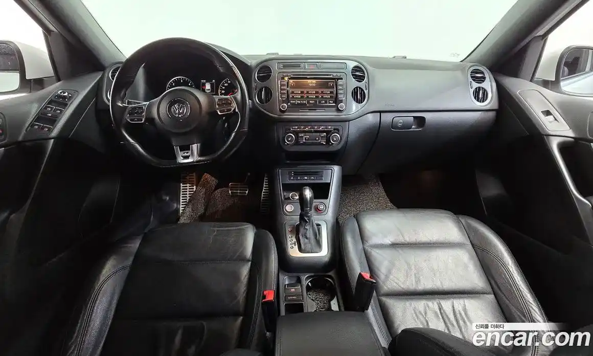 Volkswagen Tiguan 2015 2.0 автомат (гидро), фото 7