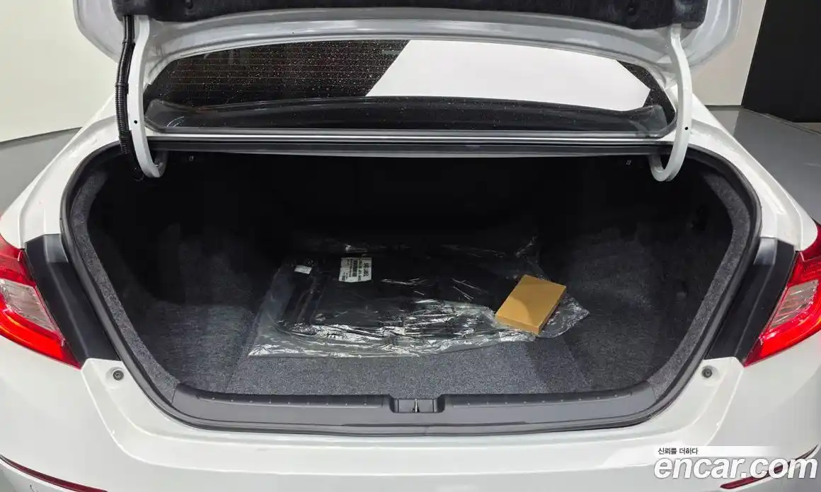 Honda Accord 2019 1.5 автомат (гидро), фото 26