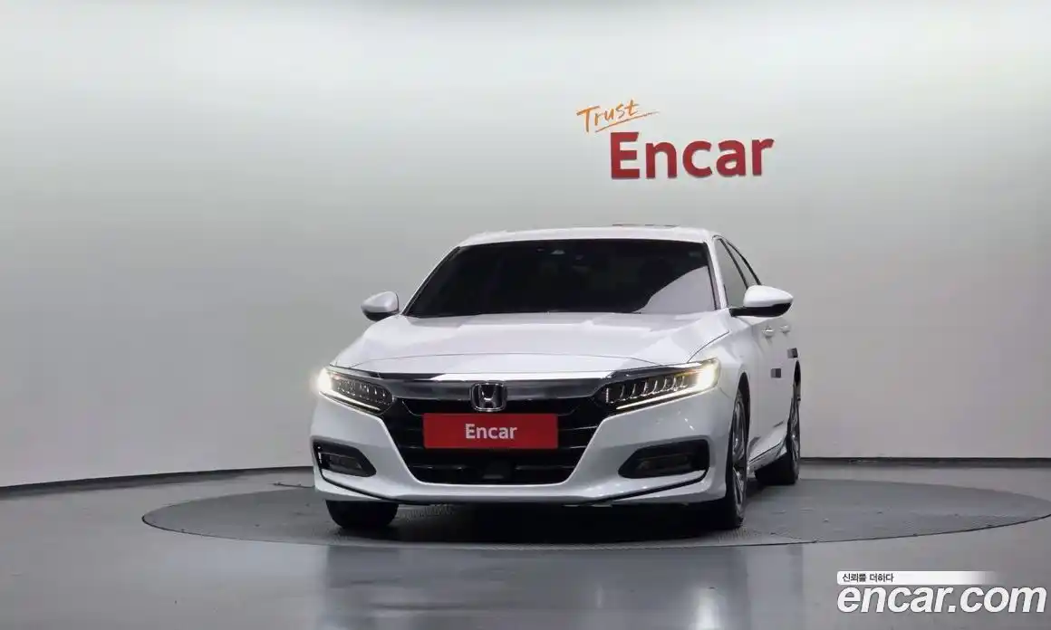 Honda Accord 2019 1.5 автомат (гидро), фото 3