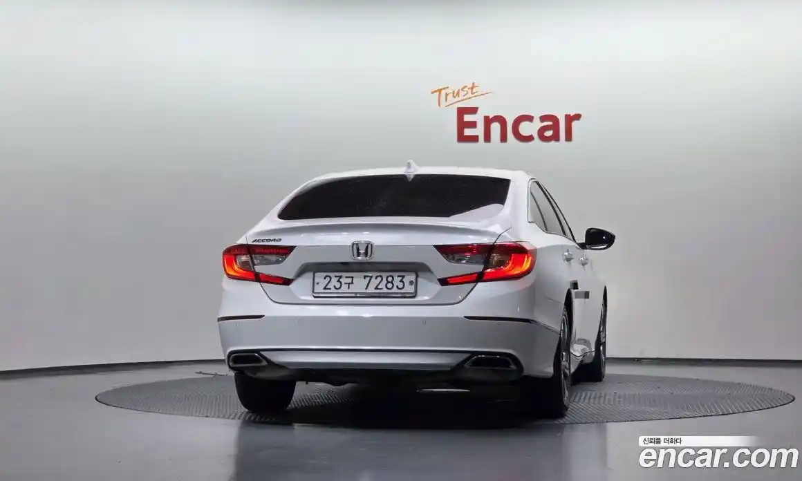 Honda Accord 2019 1.5 автомат (гидро), фото 4