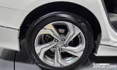 Honda Accord 2019 1.5 автомат (гидро), миниатюра 7