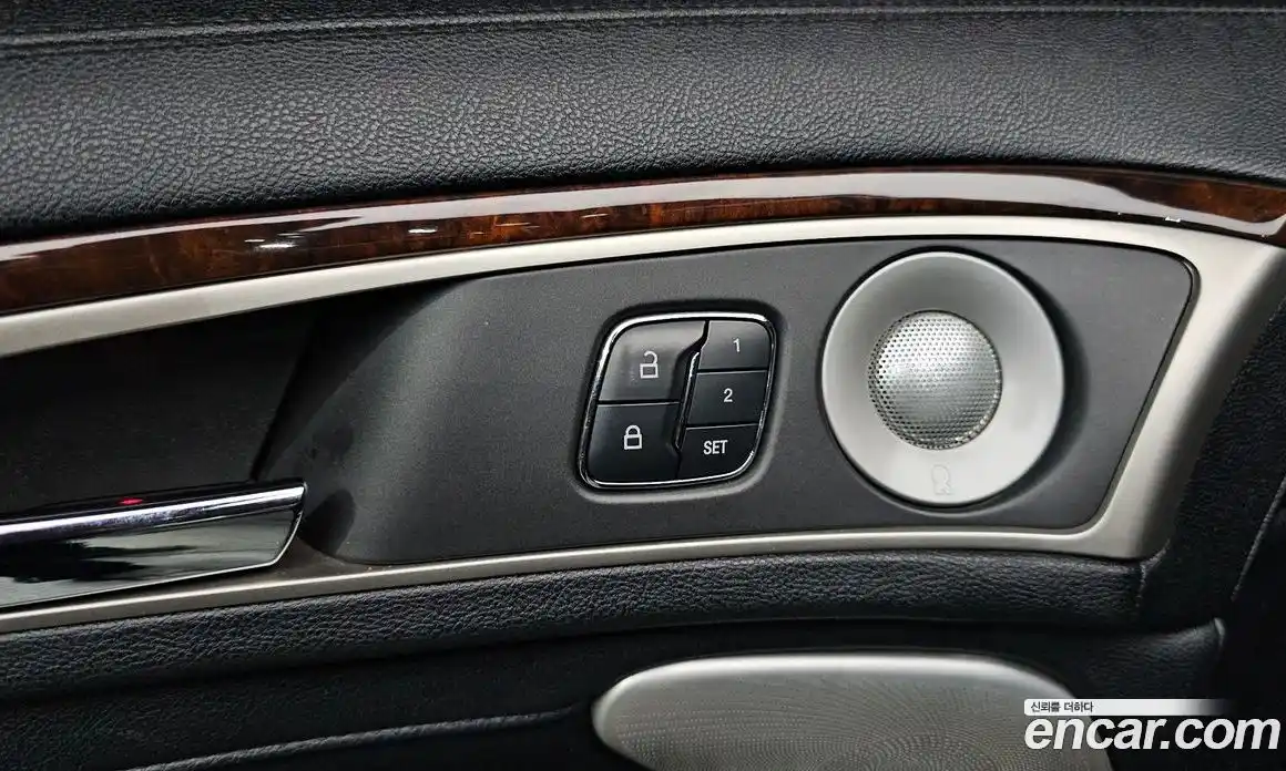 Lincoln MKZ 2017 2.0 автомат (гидро), фото 18 Lincoln MKZ 2017 2.0 автомат (гидро), фото 18