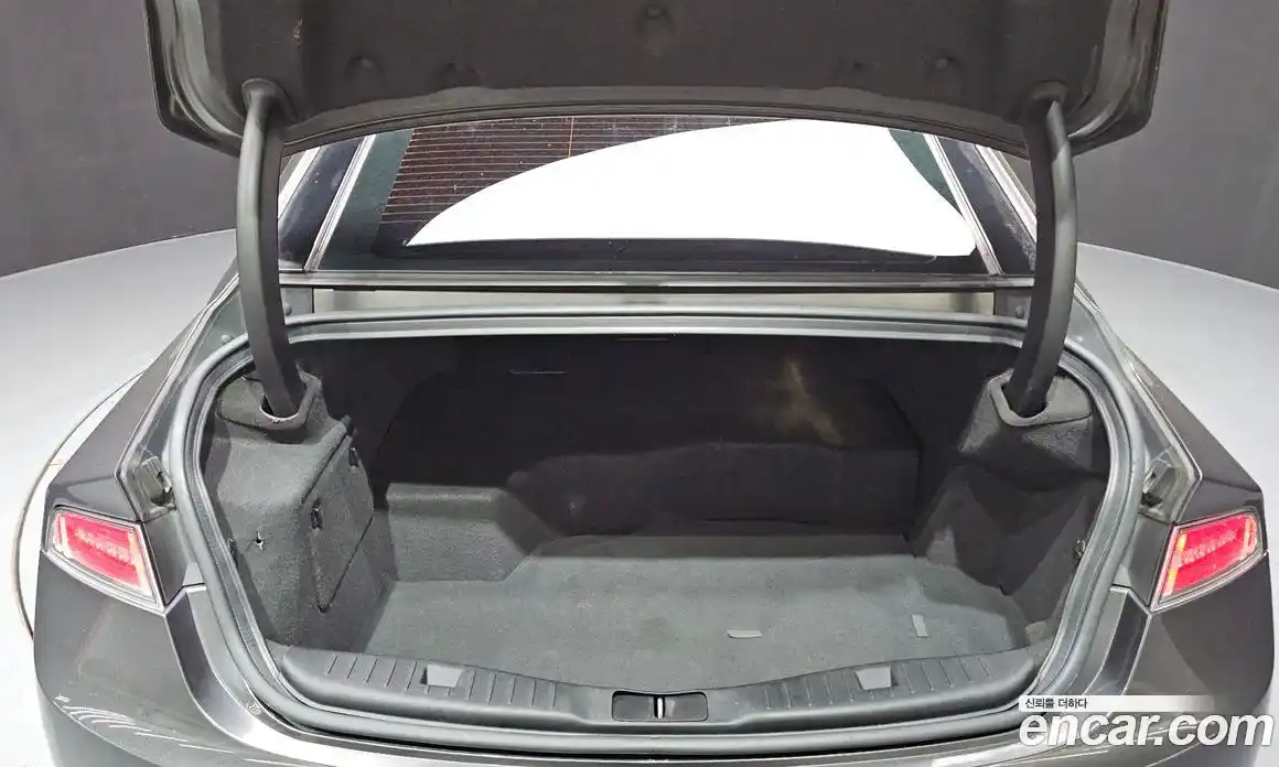 Lincoln MKZ 2017 2.0 автомат (гидро), фото 20 Lincoln MKZ 2017 2.0 автомат (гидро), фото 20