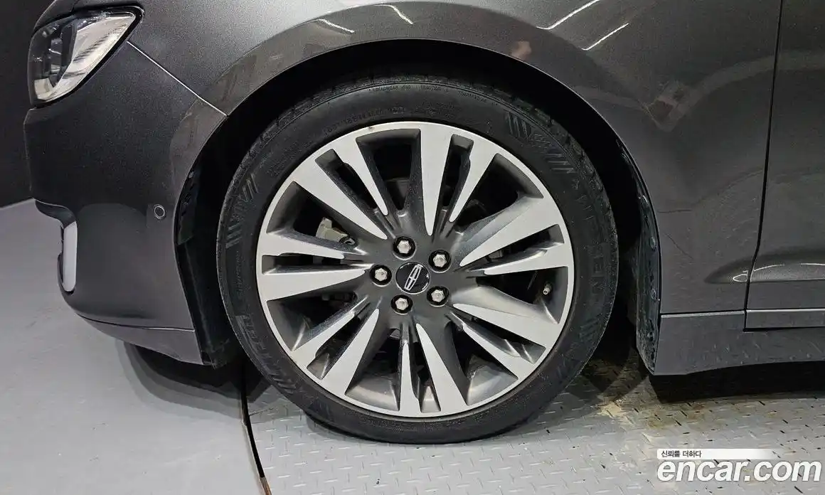 Lincoln MKZ 2017 2.0 автомат (гидро), фото 5 Lincoln MKZ 2017 2.0 автомат (гидро), фото 5