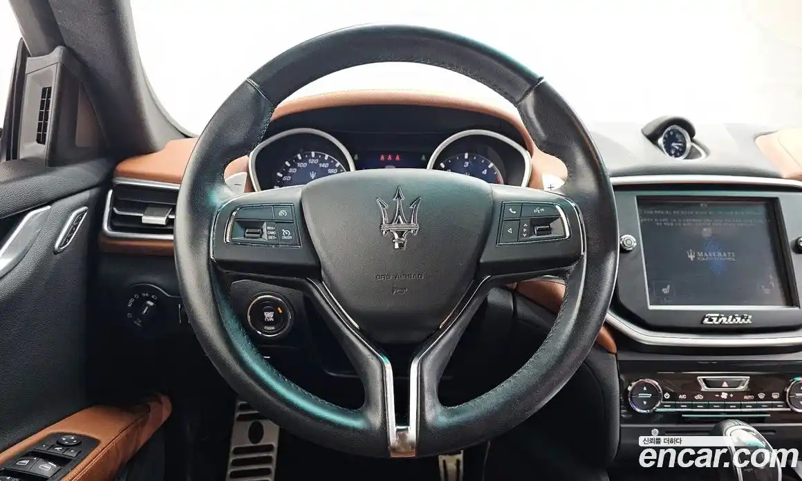 Maserati Ghibli 2015 3.0 автомат (гидро), фото 13