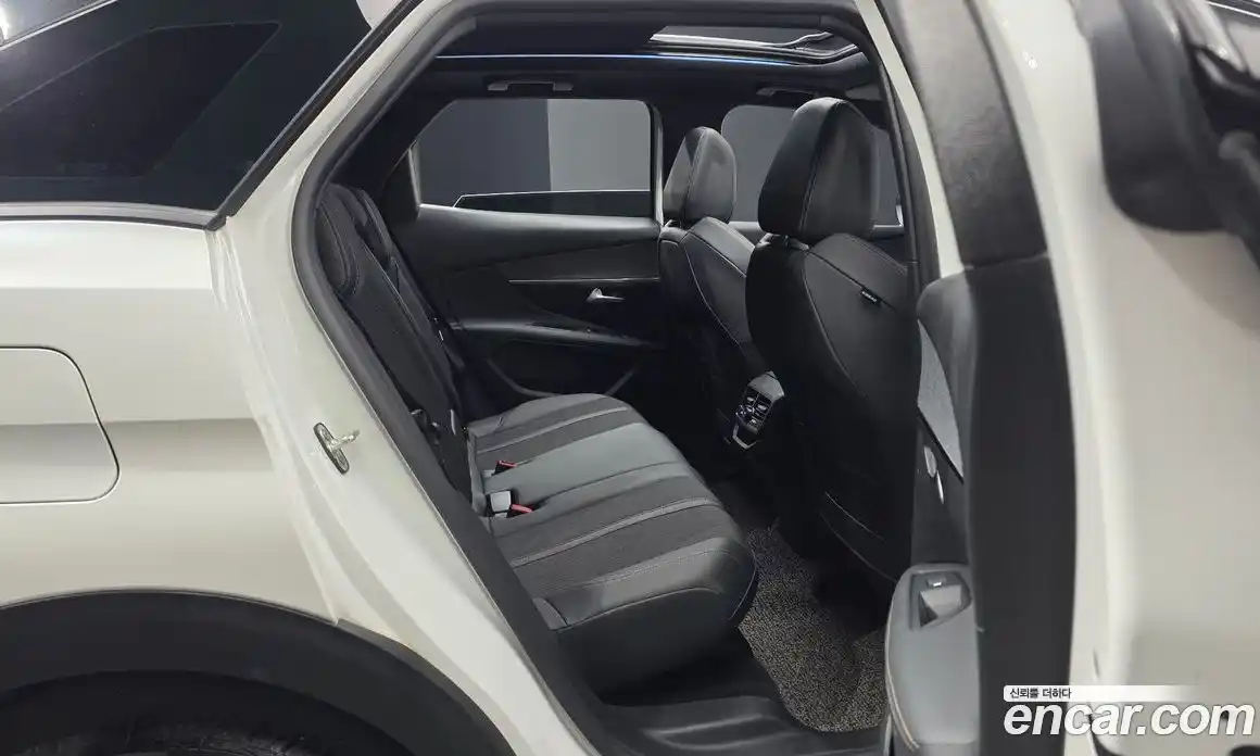 Peugeot 3008 2021 1.5 автомат (гидро), фото 17
