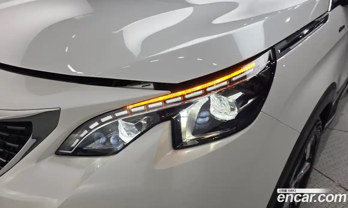 Peugeot 3008 2021 1.5 автомат (гидро), фото 8