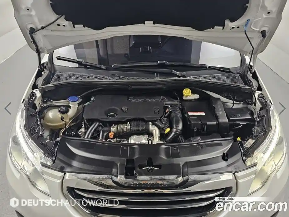 Peugeot 2008 2015 1.6 автомат (гидро), фото 19