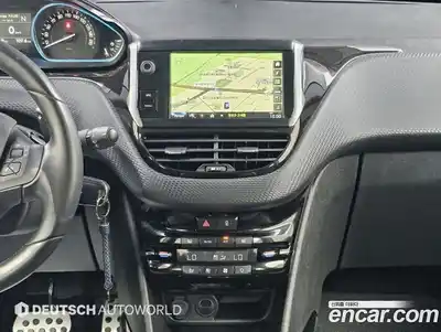 Peugeot 2008 2015 1.6 автомат (гидро), миниатюра 5