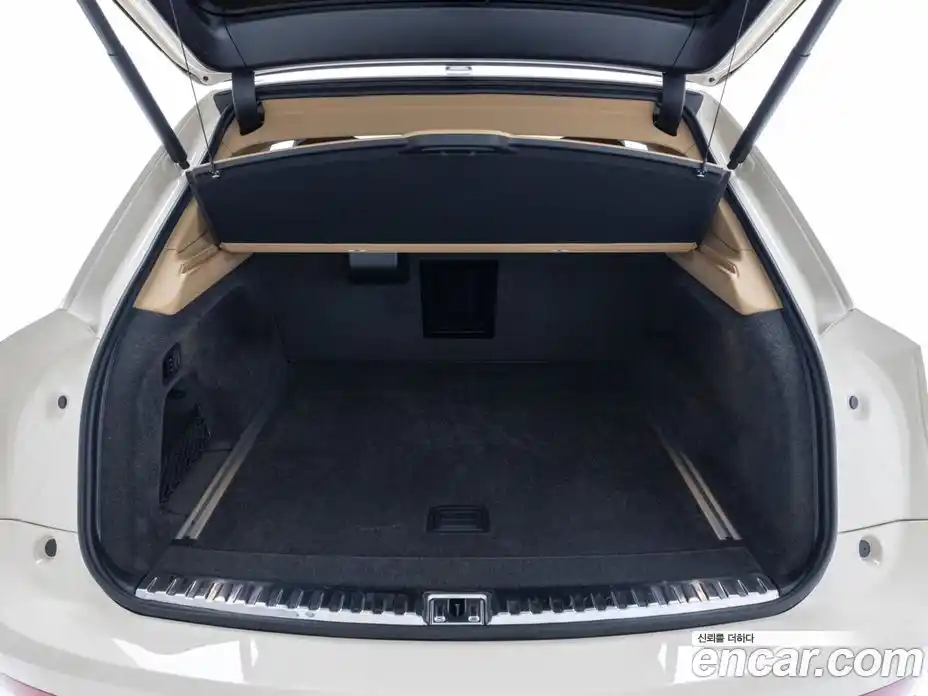Bentley Bentayga 2025 4.0 автомат (гидро), фото 9 Bentley Bentayga 2025 4.0 автомат (гидро), фото 9