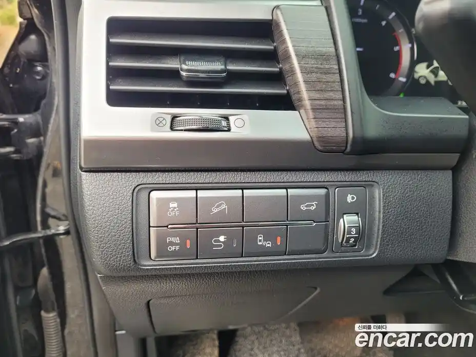 SsangYong Rexton 2019 2.2 автомат (гидро), фото 12
