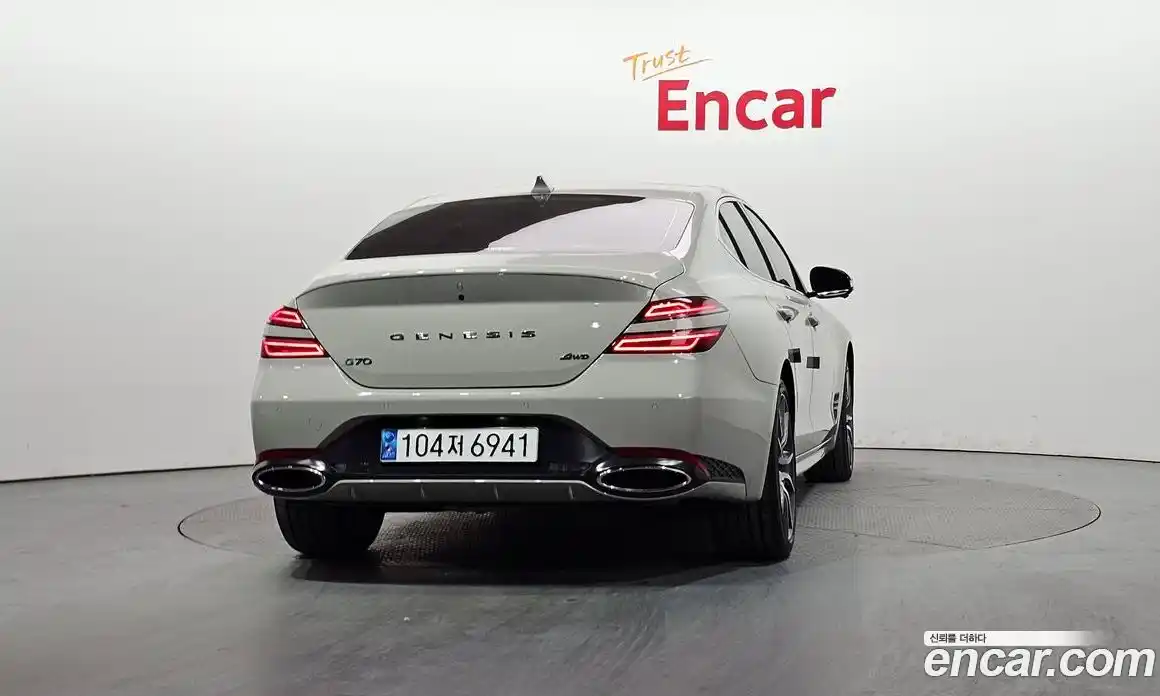 Genesis G70 2023 2.5 автомат (гидро), фото 4