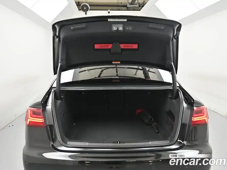 Audi A6 2016 3.0 автомат (гидро), фото 18