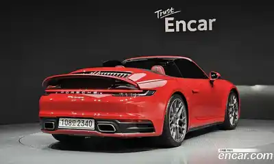 Porsche 911 2020 3.0 автомат (гидро), миниатюра 2
