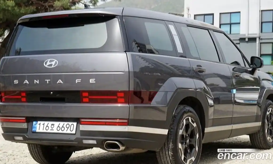 Hyundai Santa Fe 2025 2.5 автомат (гидро), фото 4