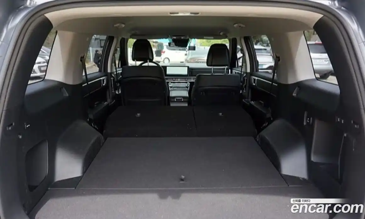 Hyundai Santa Fe 2025 2.5 автомат (гидро), фото 6