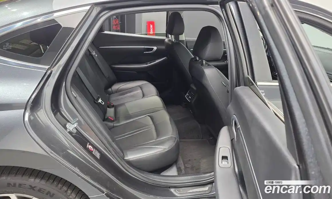 Hyundai Sonata 2021 2.0 автомат (гидро), фото 12
