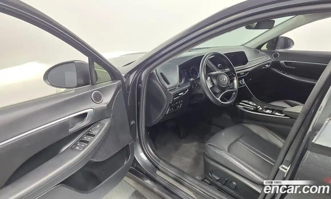 Hyundai Sonata 2021 2.0 автомат (гидро), фото 10