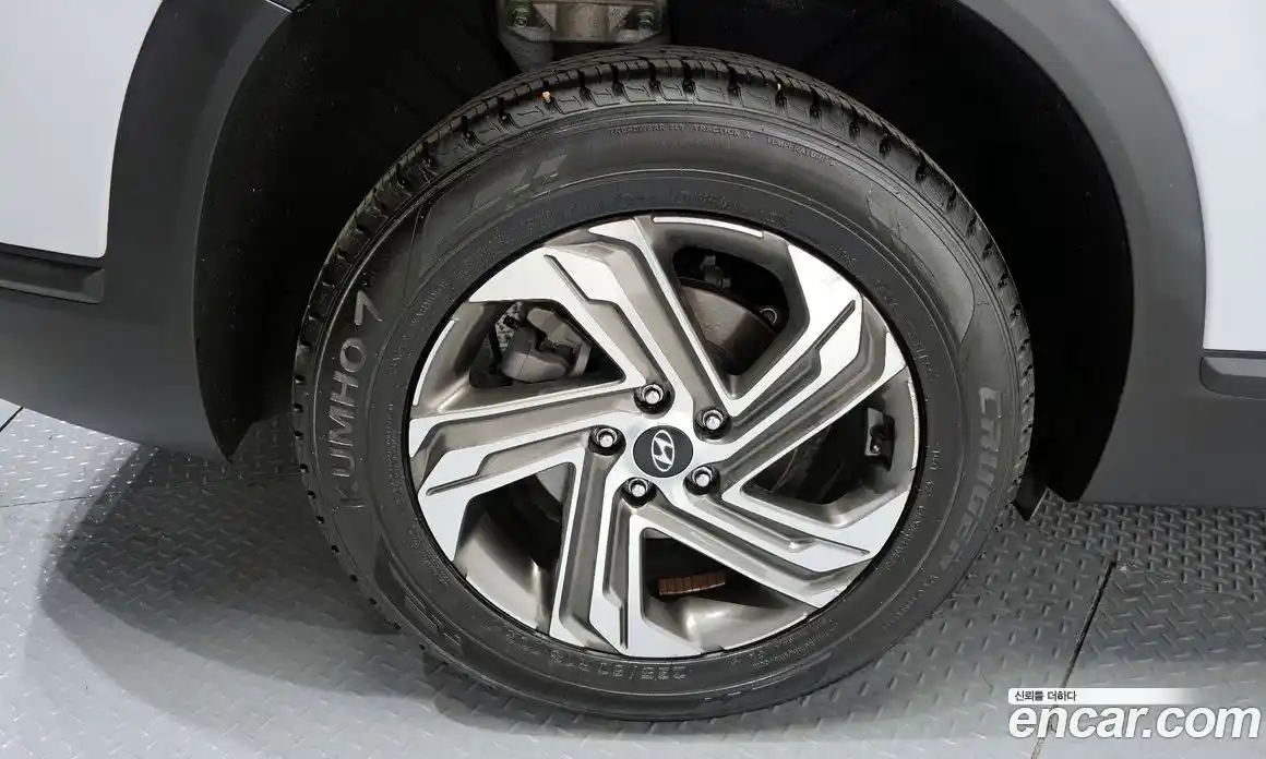Hyundai Santa Fe 2022 2.5 автомат (гидро), фото 5