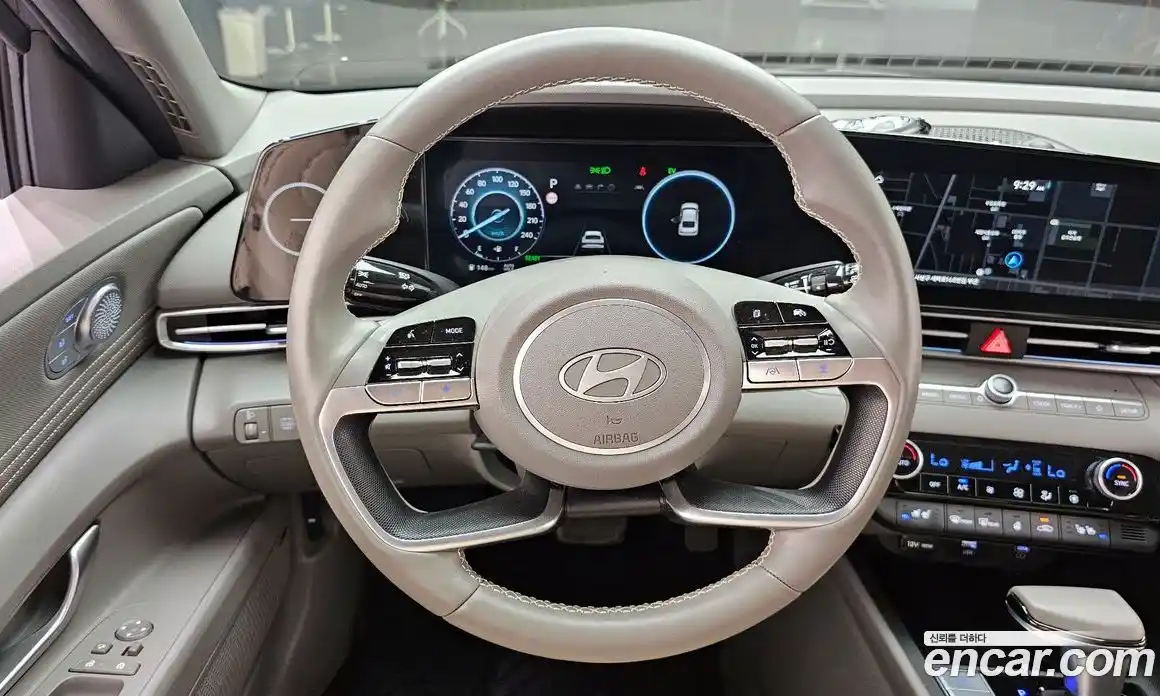 Hyundai Avante 2024 1.6 автомат (гидро), фото 18