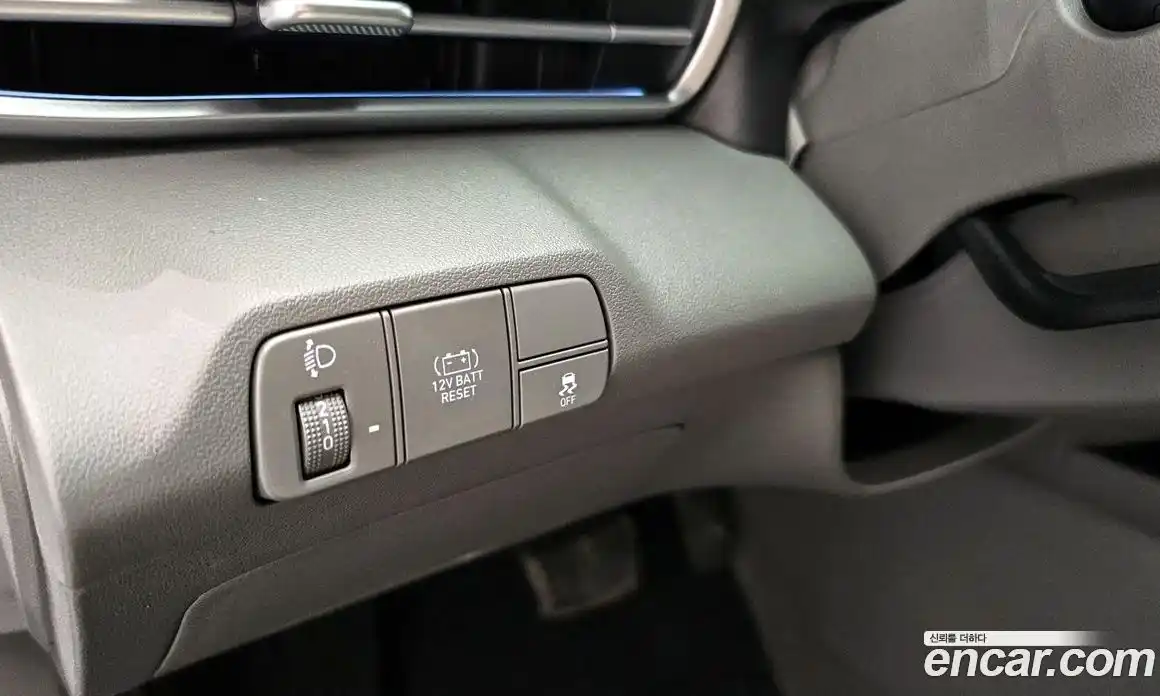 Hyundai Avante 2024 1.6 автомат (гидро), фото 29