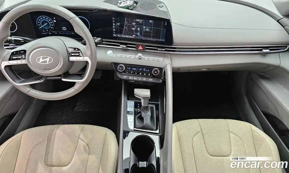 Hyundai Avante 2024 1.6 автомат (гидро), фото 9