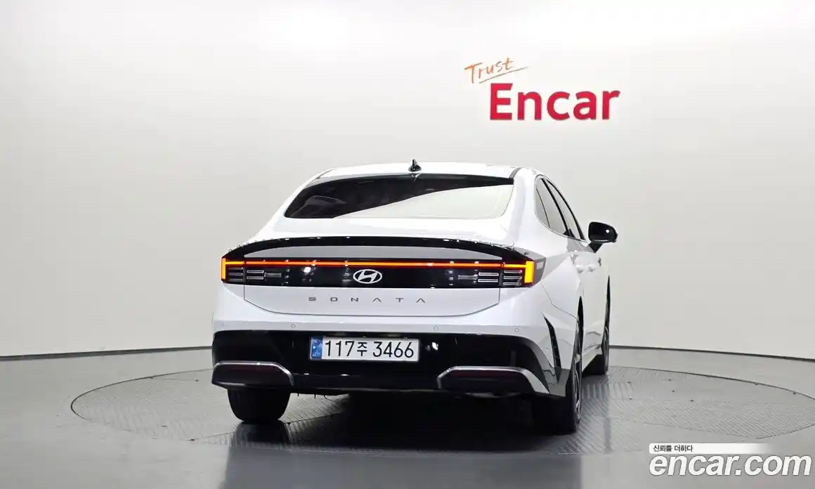 Hyundai Sonata 2025 2.0 автомат (гидро), фото 4