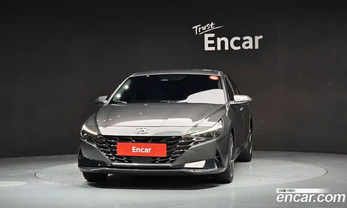 Hyundai Avante 2021 1.6 автомат (гидро), фото 3