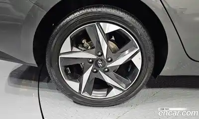 Hyundai Avante 2021 1.6 автомат (гидро), миниатюра 5