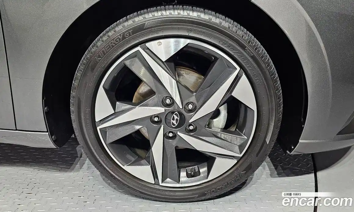 Hyundai Avante 2021 1.6 автомат (гидро), фото 7