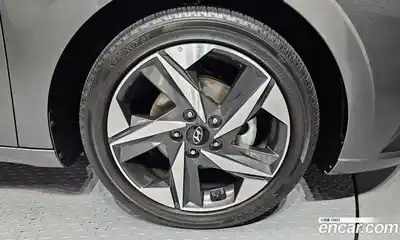 Hyundai Avante 2021 1.6 автомат (гидро), миниатюра 7