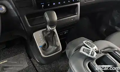 Hyundai Staria 2024 3.5 автомат (гидро), миниатюра 11
