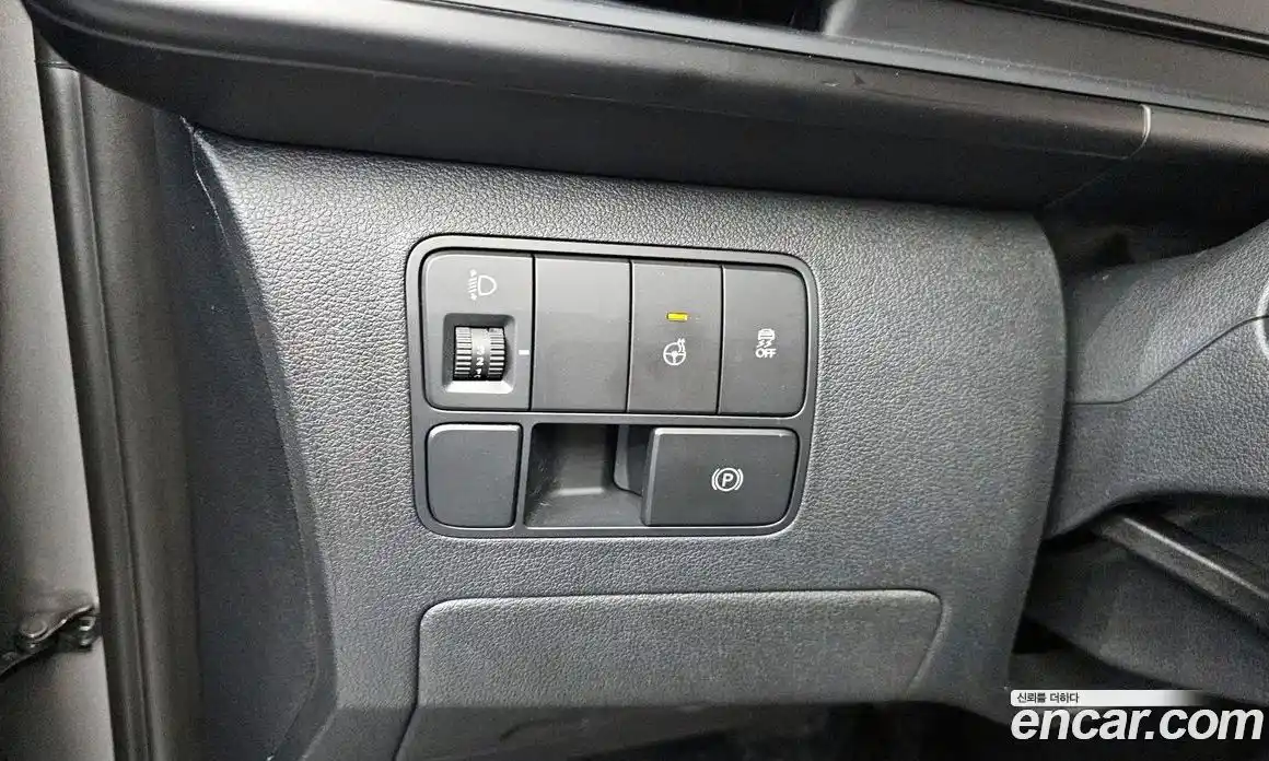 Hyundai Staria 2024 3.5 автомат (гидро), фото 21