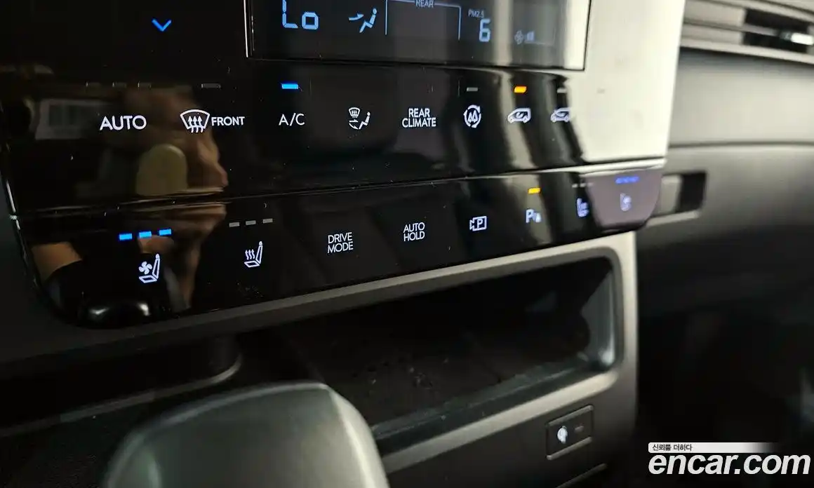 Hyundai Staria 2024 3.5 автомат (гидро), фото 24