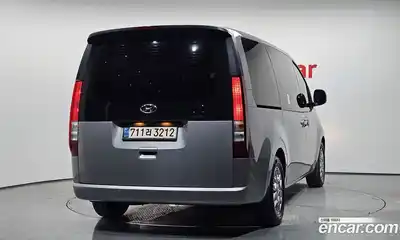 Hyundai Staria 2024 3.5 автомат (гидро), миниатюра 3