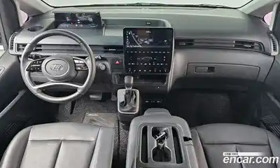 Hyundai Staria 2024 3.5 автомат (гидро), миниатюра 9