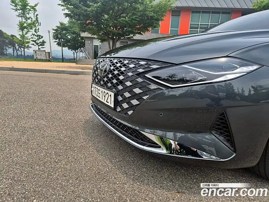 Hyundai Grandeur 2021 2.5 автомат (гидро), фото 19