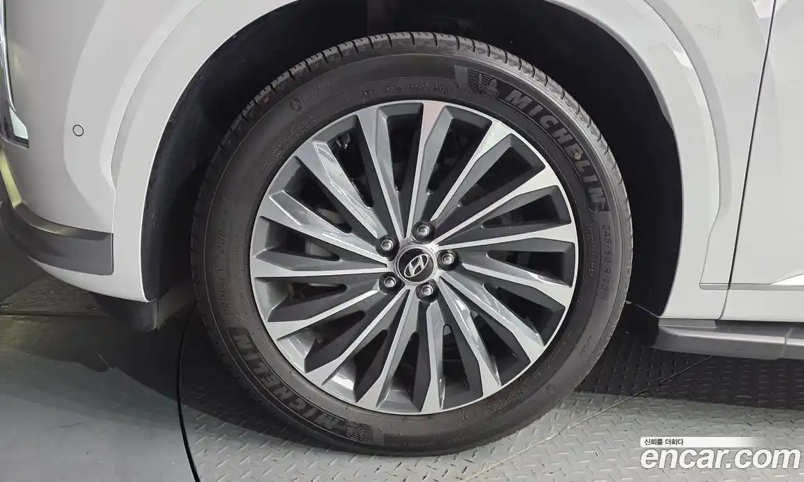 Hyundai Palisade 2023 3.8 автомат (гидро), фото 5