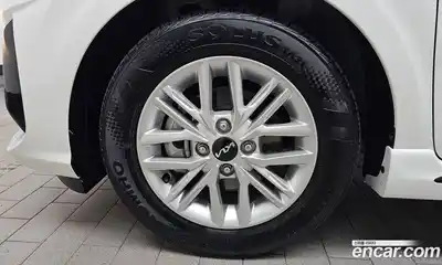 Kia Morning 2023 1.0 автомат (гидро), миниатюра 5