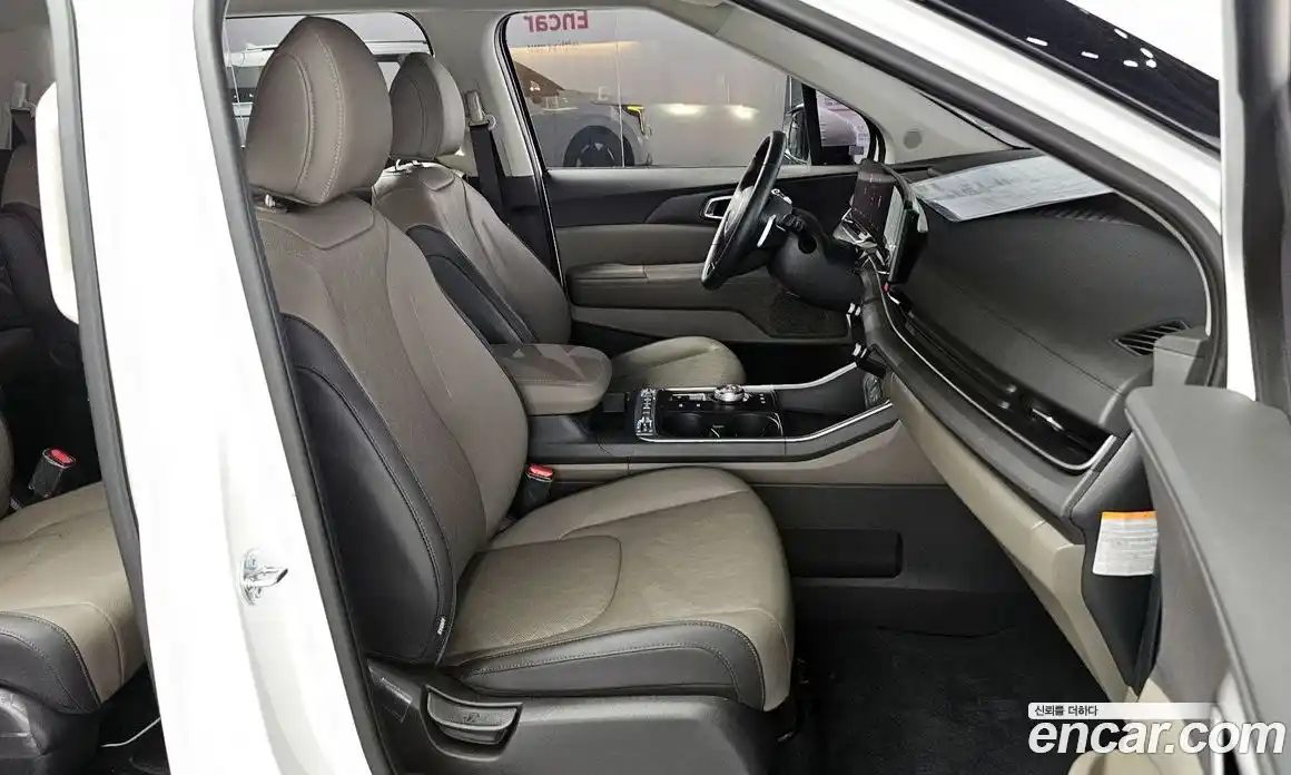 Kia Carnival 2024 1.6 автомат (гидро), фото 17