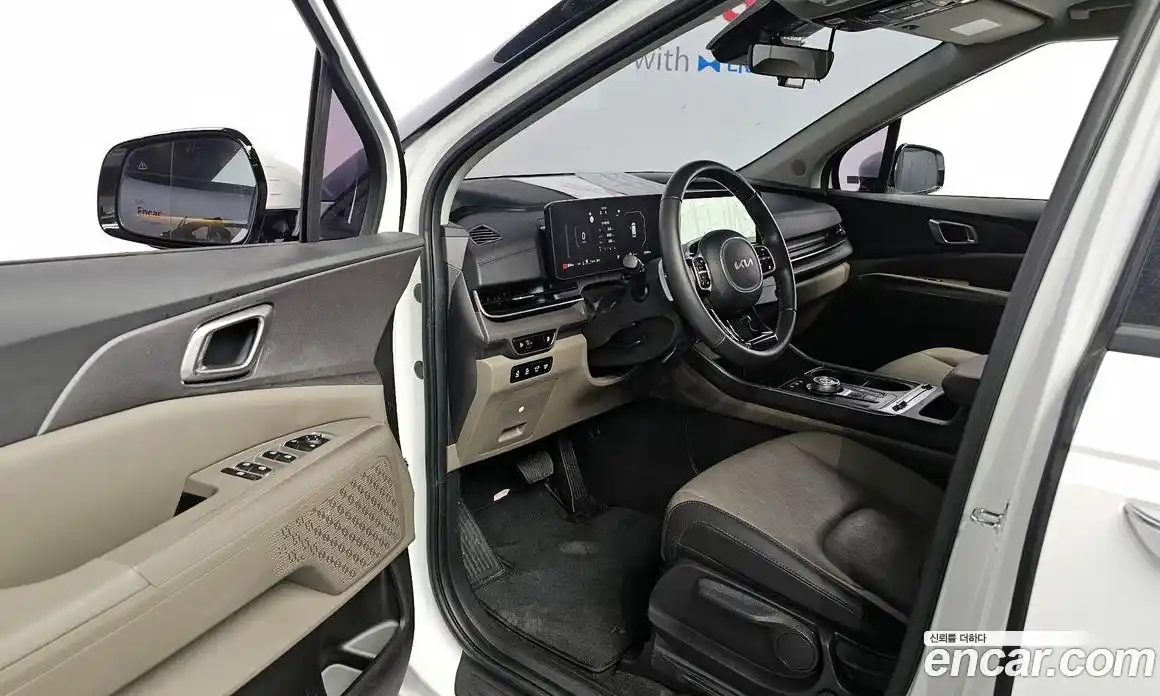 Kia Carnival 2024 1.6 автомат (гидро), фото 18