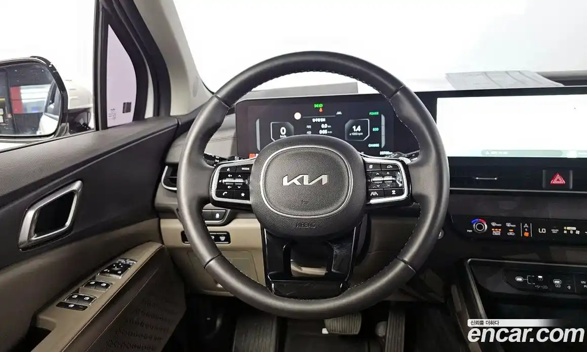 Kia Carnival 2024 1.6 автомат (гидро), фото 19